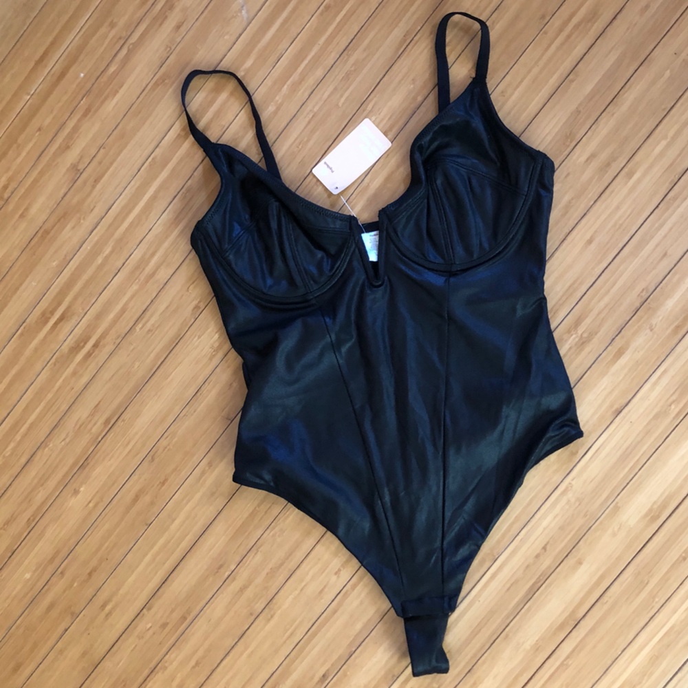 Popilush Black Bodysuit with Adjustable Straps